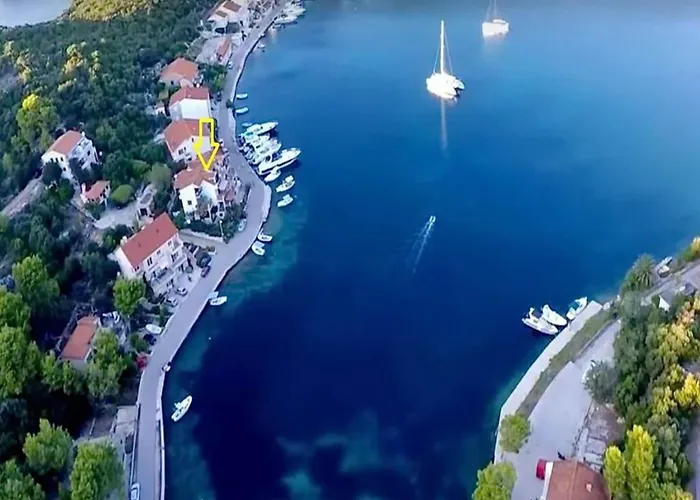 Malo - One-bedroom With Balcony And Sea View - 2nd Floor 4 * Lastovo