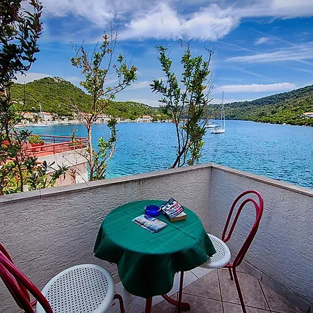 Malo - One-bedroom With Balcony And Sea View - 2nd Floor 4 Lastovo